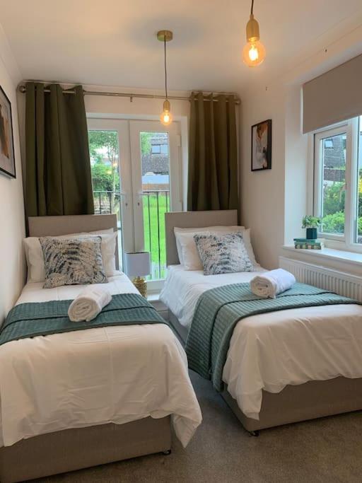 Alto - Lovely 2 Bedroom Serviced Apartment Bristol By Mint Stays ภายนอก รูปภาพ
